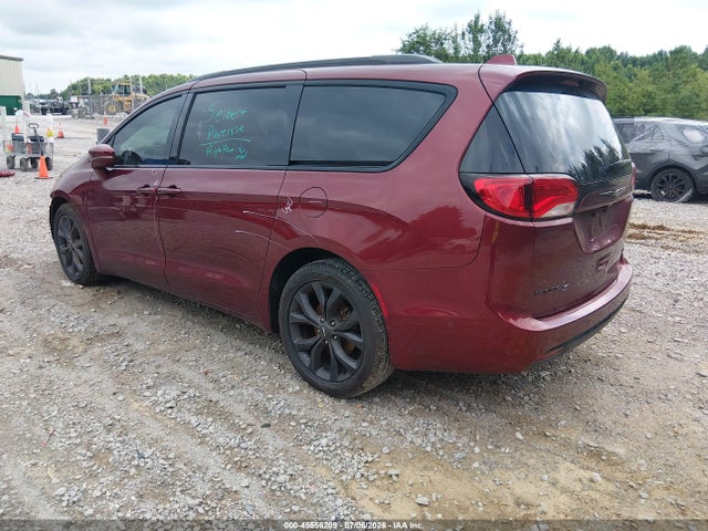 Chrysler Pacifica Limited 2019 2C4RC1GG0KR570239 Image 3