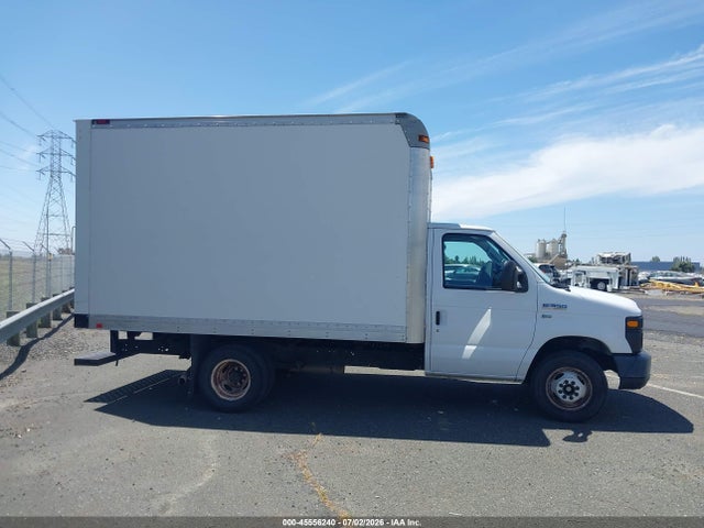 Ford E-350 Cutaway 2016 1FDWE3FL3GDC15725 Image 13