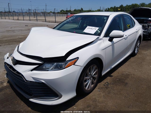 45556279 :رقم المزاد ، 4T1C11AKXPU091714 vin ، 2023 Toyota Camry Le مزاد بيع
