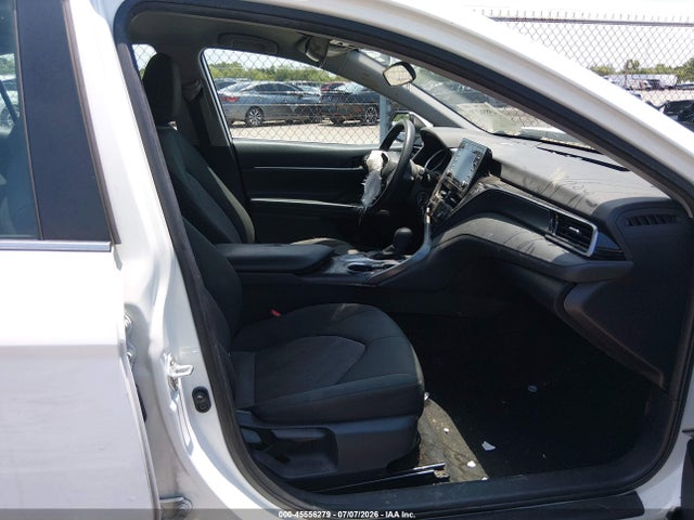45556279 :رقم المزاد ، 4T1C11AKXPU091714 vin ، 2023 Toyota Camry Le مزاد بيع