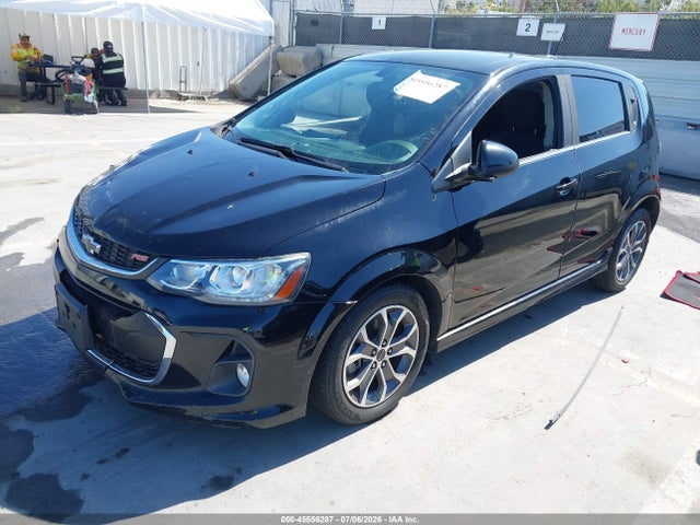 Chevrolet Sonic Lt Auto 2019 1G1JD6SB3K4114279 Image 2