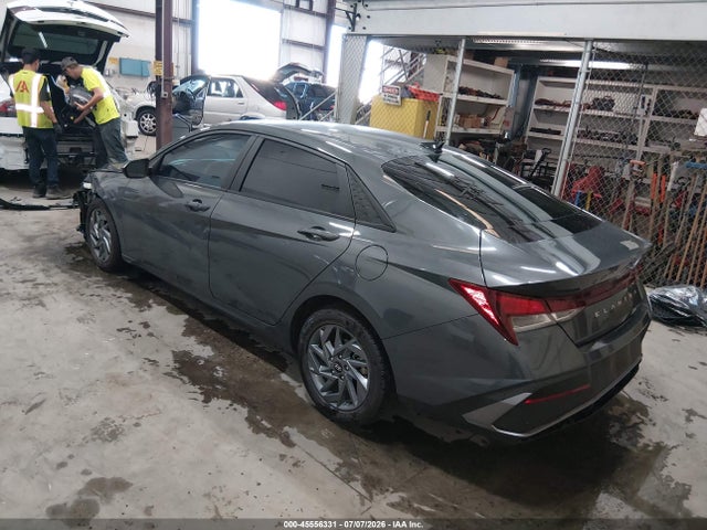 KMHLM4DGXRU664565 Hyundai ELANTRA SEL