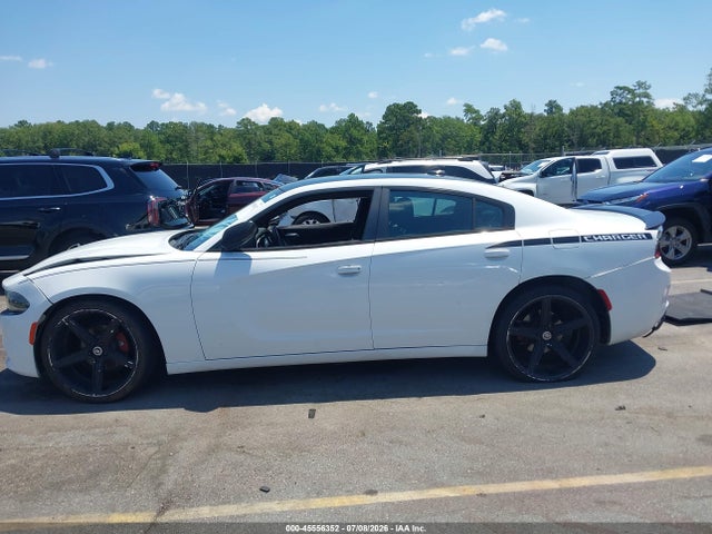 Продаж на аукціоні авто 2016 Dodge Charger Sxt, vin: 2C3CDXHG8GH187235, номер лоту: 45556352
