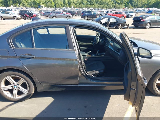 45556381 :رقم المزاد ، WBA3B5G55ENS07724 vin ، 2014 Bmw 328i Xdrive مزاد بيع