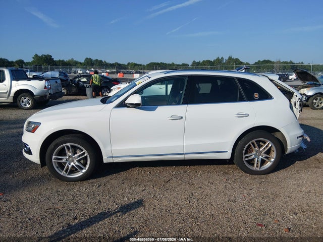 Продаж на аукціоні авто 2017 Audi Q5 2.0t Premium, vin: WA1C2AFPXHA083566, номер лоту: 45556399