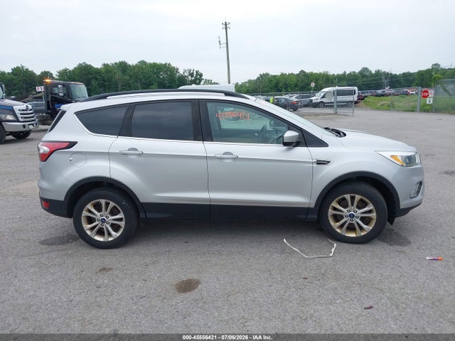 2018 Ford Escape Se მანქანა იყიდება აუქციონზე, vin: 1FMCU9GDXJUA75325, აუქციონის ნომერი: 45556421