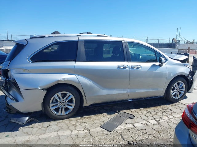 Продаж на аукціоні авто 2024 Toyota Sienna Limited, vin: 5TDZSKFCXRS142638, номер лоту: 45556440