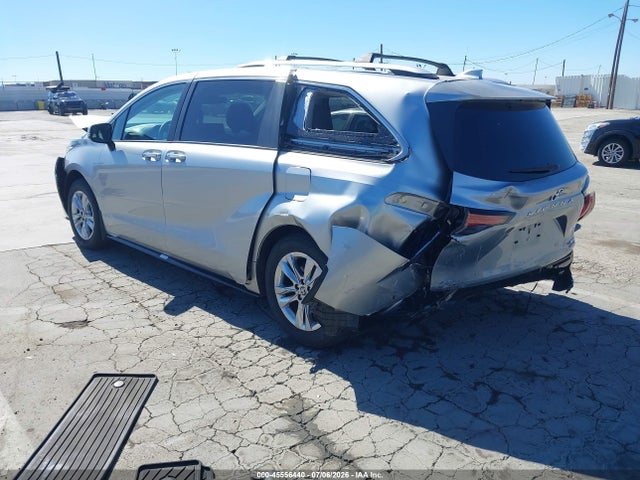 Продаж на аукціоні авто 2024 Toyota Sienna Limited, vin: 5TDZSKFCXRS142638, номер лоту: 45556440