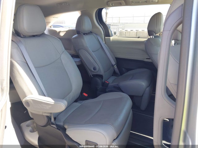 Продаж на аукціоні авто 2024 Toyota Sienna Limited, vin: 5TDZSKFCXRS142638, номер лоту: 45556440