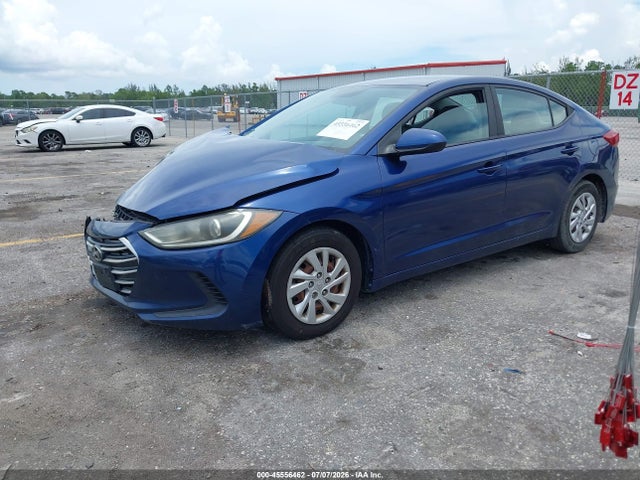 Hyundai ELANTRA SE 2017 5NPD74LFXHH166447 Image 2