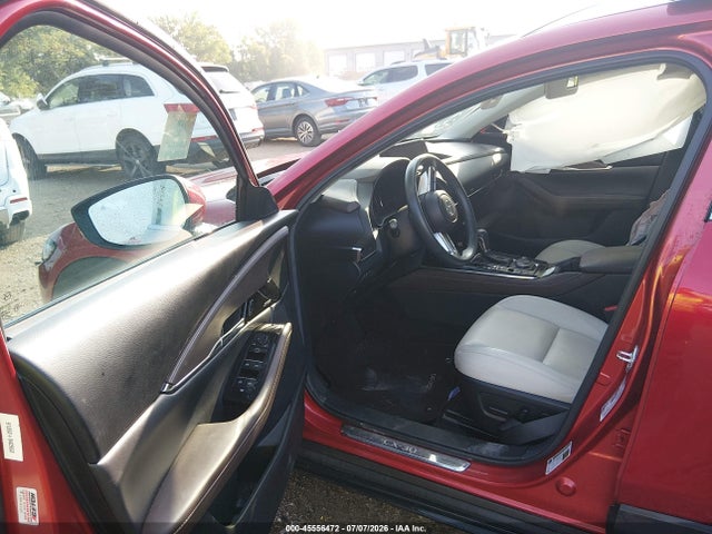 45556472 :رقم المزاد ، 3MVDMBDL9MM204643 vin ، 2021 Mazda Cx-30 Premium مزاد بيع