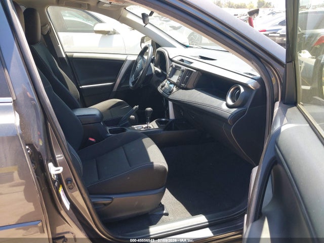 Продажа на аукционе авто 2017 Toyota Rav4 Xle, vin: JTMWFREV3HJ720769, номер лота: 45556549