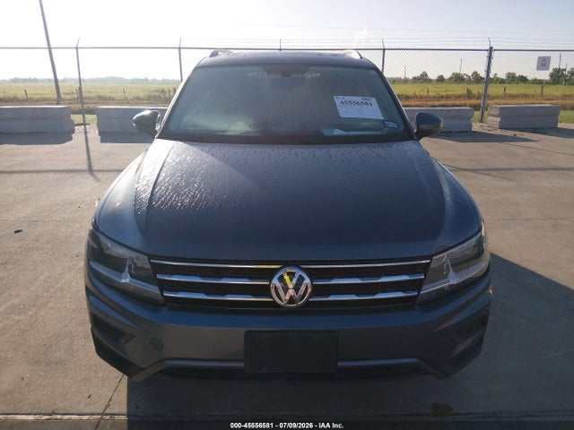 3VV3B7AX6KM195177 Volkswagen Tiguan 2.0t Se/2.0t Sel/2.0t Sel R-line/2.0t Sel R-line Black