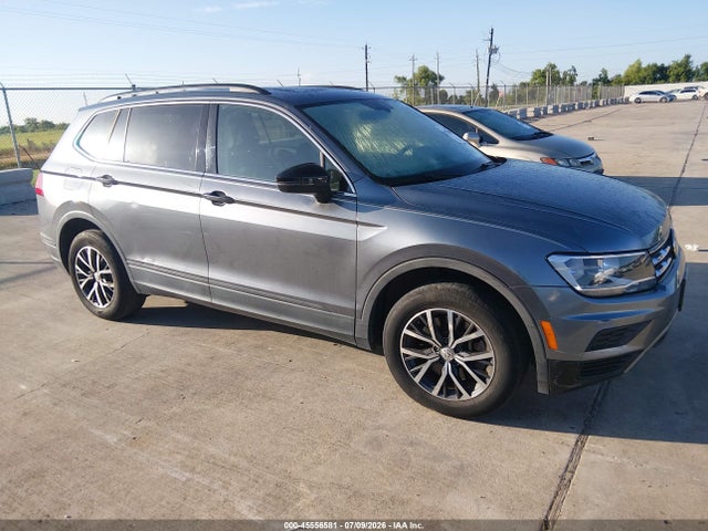 3VV3B7AX6KM195177 Volkswagen Tiguan 2.0t Se/2.0t Sel/2.0t Sel R-line/2.0t Sel R-line Black