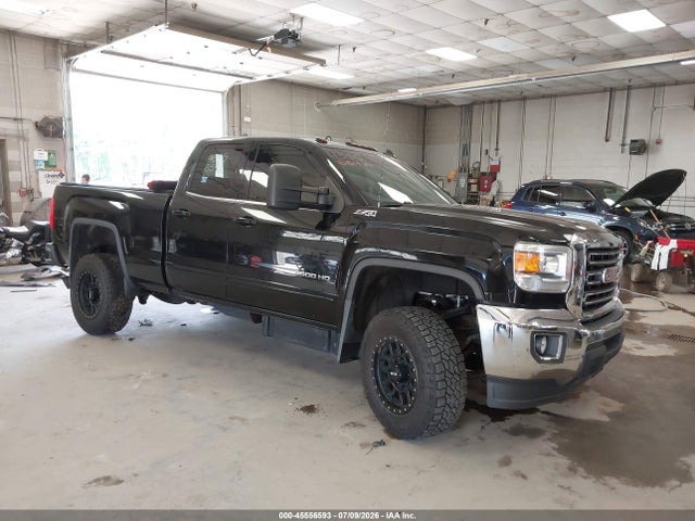 45556593 :رقم المزاد ، 1GT22YE89FZ105544 vin ، 2015 Gmc Sierra 2500hd Sle مزاد بيع