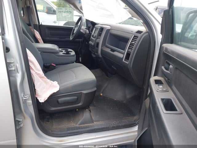 45556595 :رقم المزاد ، 1C6RR7KT4FS612459 vin ، 2015 Ram 1500 Tradesman مزاد بيع