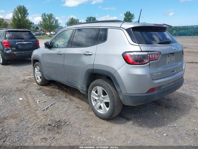 2022 Jeep Compass Latitude 4x4 მანქანა იყიდება აუქციონზე, vin: 3C4NJDBB2NT151764, აუქციონის ნომერი: 45556606