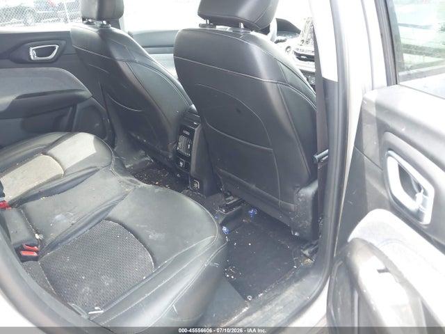2022 Jeep Compass Latitude 4x4 მანქანა იყიდება აუქციონზე, vin: 3C4NJDBB2NT151764, აუქციონის ნომერი: 45556606