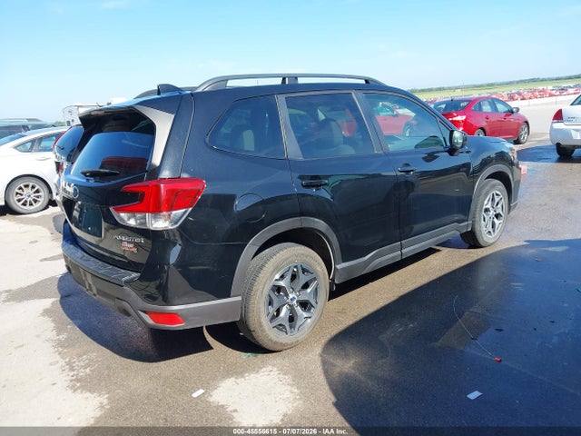 Продаж на аукціоні авто 2021 Subaru Forester Premium, vin: JF2SKAJC9MH424528, номер лоту: 45556615