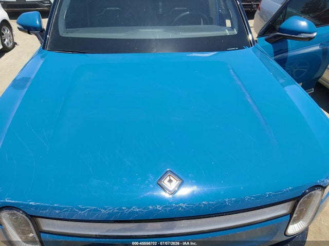 Rivian R1t Adventure 2022 7FCTGAAAXNN006415 Image 10