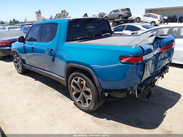 Rivian R1t Adventure 2022 7FCTGAAAXNN006415 Image 3