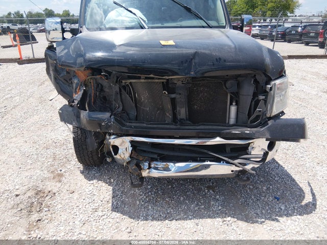 2013 Nissan Nv Passenger Nv3500 Hd Sl V8 მანქანა იყიდება აუქციონზე, vin: 5BZAF0AA0DN202176, აუქციონის ნომერი: 45556704