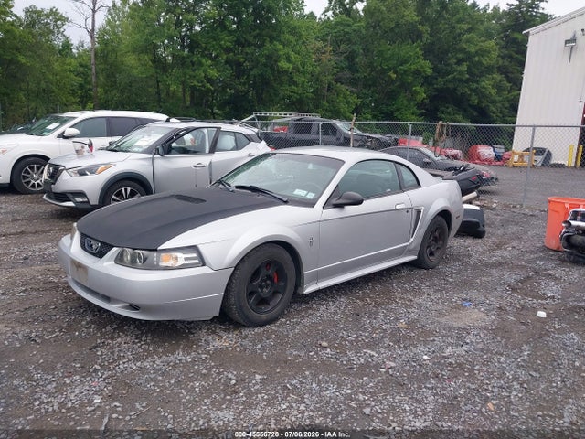 45556726 :رقم المزاد ، 1FAFP40441F261541 vin ، 2001 Ford Mustang مزاد بيع