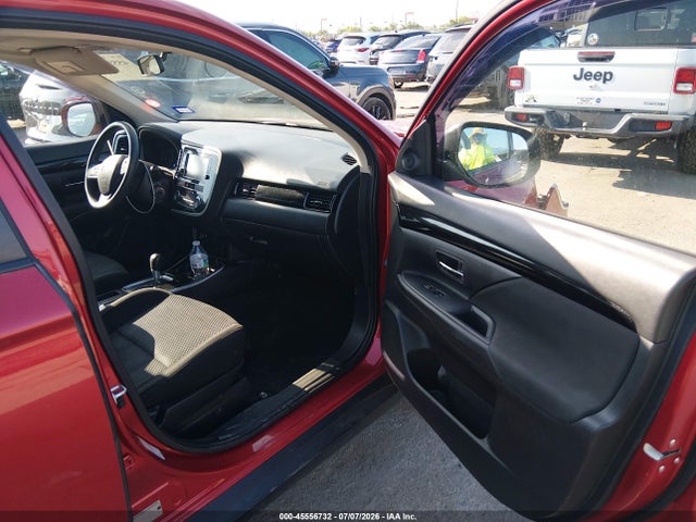 2019 Mitsubishi Outlander Es მანქანა იყიდება აუქციონზე, vin: JA4AD2A35KZ002896, აუქციონის ნომერი: 45556732
