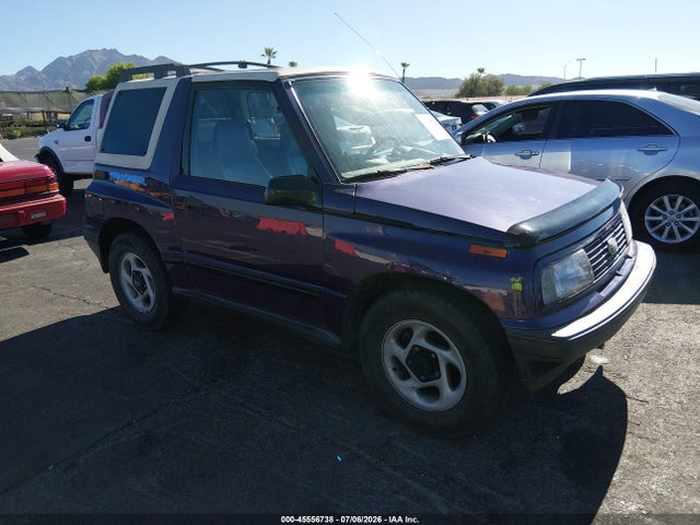 45556738 :رقم المزاد ، 2CNBJ1865S6934410 vin ، 1995 Geo Tracker مزاد بيع