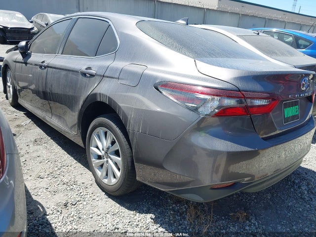 Toyota CAMRY LE 2024 4T1C11AKXRU212700 Image 3