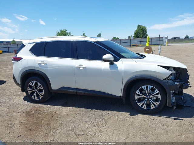 JN8AT3BB7MW233991 Nissan Rogue Sv Intelligent Awd