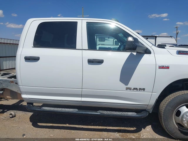 45556782 :رقم المزاد ، 3C7WRTCJXNG200203 vin ، 2022 Ram 3500 Chassis Tradesman/slt/laramie/limited مزاد بيع