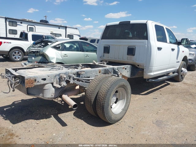 45556782 :رقم المزاد ، 3C7WRTCJXNG200203 vin ، 2022 Ram 3500 Chassis Tradesman/slt/laramie/limited مزاد بيع
