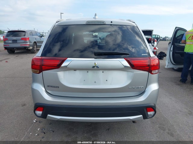 2018 Mitsubishi Outlander Es მანქანა იყიდება აუქციონზე, vin: JA4AZ3A3XJZ038492, აუქციონის ნომერი: 45556785