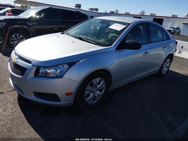 Chevrolet Cruze Ls Auto 2014 1G1PA5SH5E7197170 Image 2