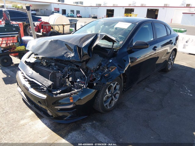 KIA Forte Lxs 2021 3KPF24AD8ME358120 Image 2
