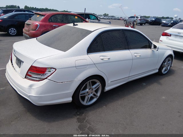 2013 Mercedes-benz C 250 Sport მანქანა იყიდება აუქციონზე, vin: WDDGF4HB1DR253006, აუქციონის ნომერი: 45556826