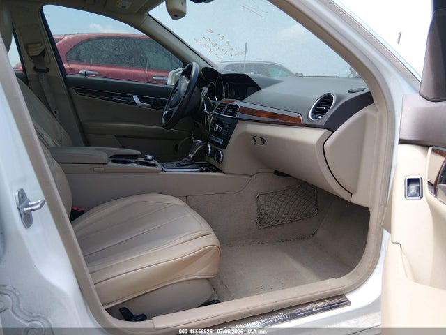 Aukcja sprzedaży 2013 Mercedes-benz C 250 Sport, vin: WDDGF4HB1DR253006, numer aukcji: 45556826