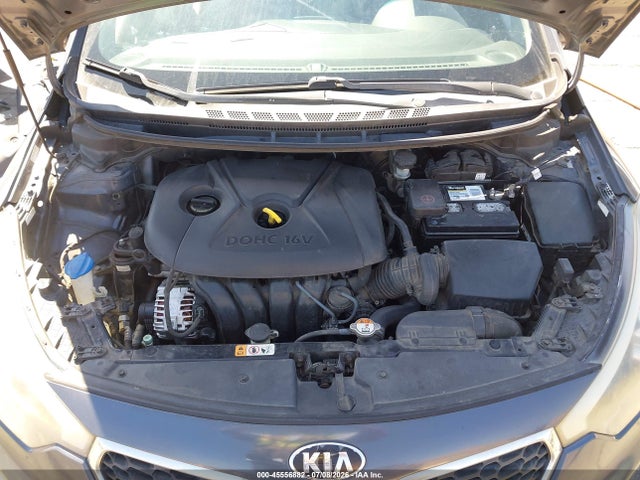 KIA FORTE LX 2016 KNAFX4A69G5549092 Image 10