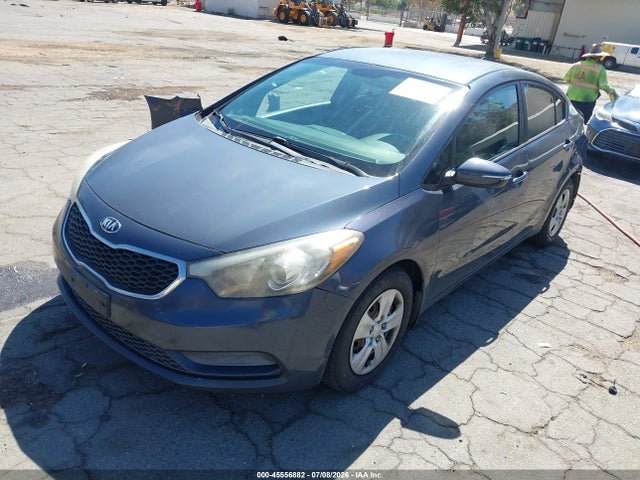 KIA FORTE LX 2016 KNAFX4A69G5549092 Image 2
