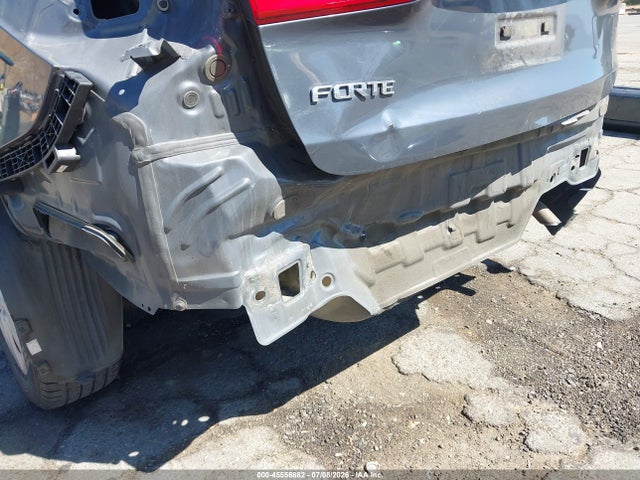 KIA FORTE LX 2016 KNAFX4A69G5549092 Image 6