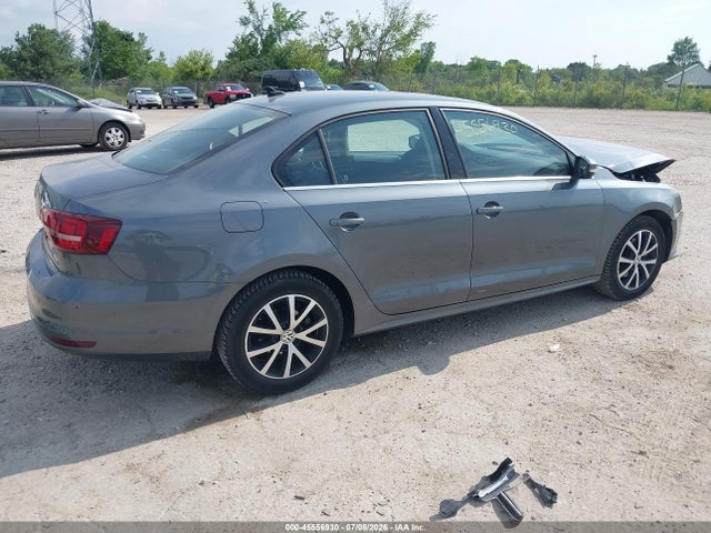 45556930 :رقم المزاد ، 3VWDB7AJ7HM261207 vin ، 2017 Volkswagen Jetta 1.4t Se مزاد بيع