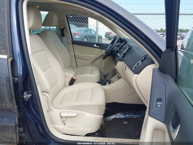 2012 Volkswagen Tiguan Se მანქანა იყიდება აუქციონზე, vin: WVGBV7AX8CW508048, აუქციონის ნომერი: 45556933