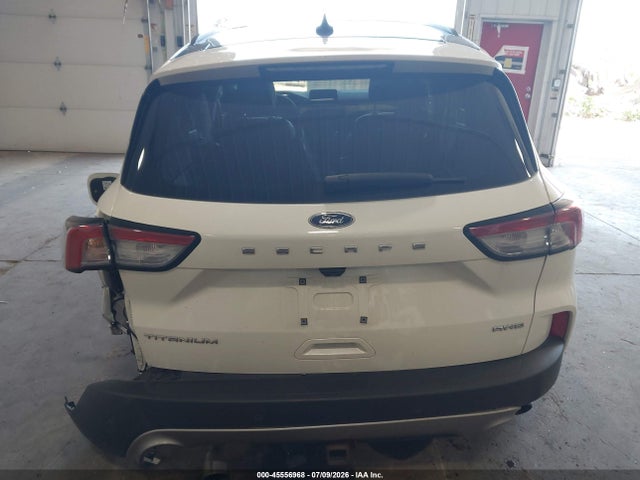 2022 Ford Escape Titanium მანქანა იყიდება აუქციონზე, vin: 1FMCU9J90NUA13507, აუქციონის ნომერი: 45556968