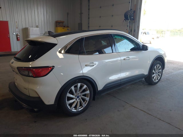 2022 Ford Escape Titanium მანქანა იყიდება აუქციონზე, vin: 1FMCU9J90NUA13507, აუქციონის ნომერი: 45556968