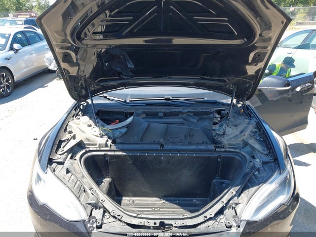Tesla Model S 60d/70d/75d/85d/90d 2016 5YJSA1E25GF143303 Image 10