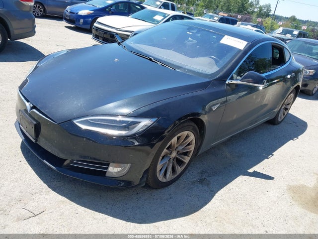Tesla Model S 60d/70d/75d/85d/90d 2016 5YJSA1E25GF143303 Image 2