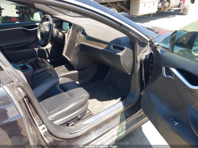 Tesla Model S 60d/70d/75d/85d/90d 2016 5YJSA1E25GF143303 Image 5