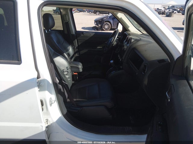 2016 Jeep Patriot High Altitude Edition მანქანა იყიდება აუქციონზე, vin: 1C4NJRFB1GD695897, აუქციონის ნომერი: 45557008