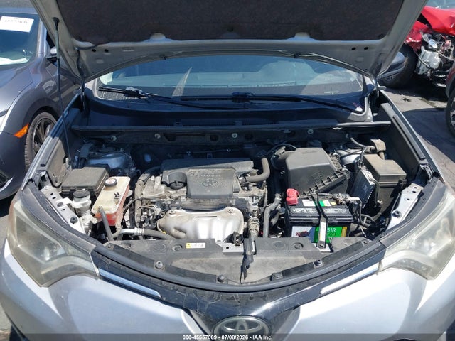 Toyota RAV4 LE 2018 JTMZFREV8JJ183514 Image 10